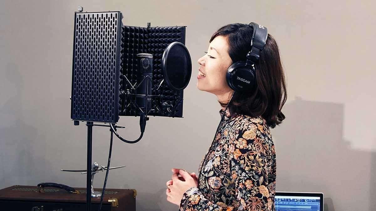 Impactful Voiceovers for Ads, Promos & Brand Videos