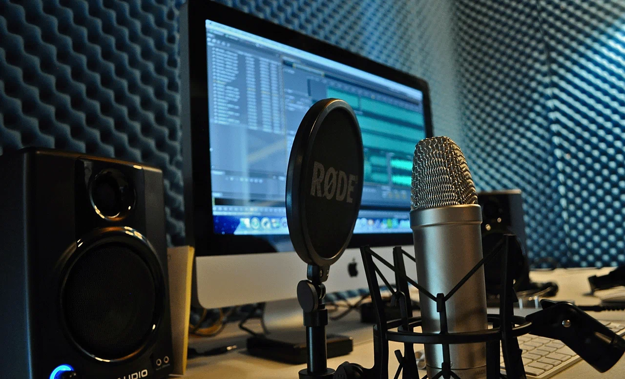 Elevate Your Content: Professional Voiceovers & Recording